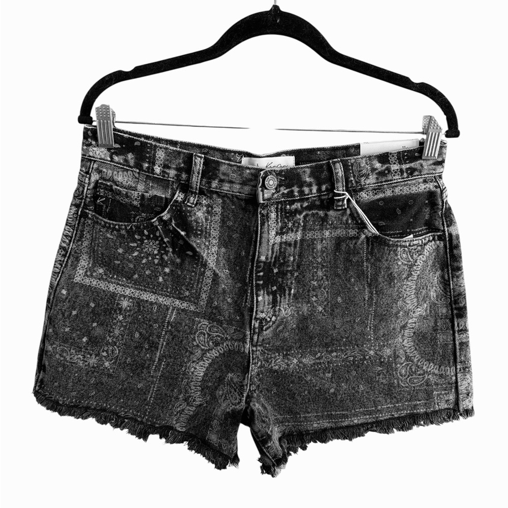KanCan Paisley Print Denim Shorts Size 11 Black Acid Wash Edgy Western New - Picture 4 of 15